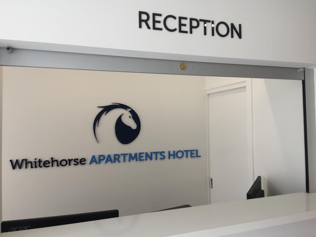 Whitehorse Apartments Hotel Box Hill Eksteriør billede
